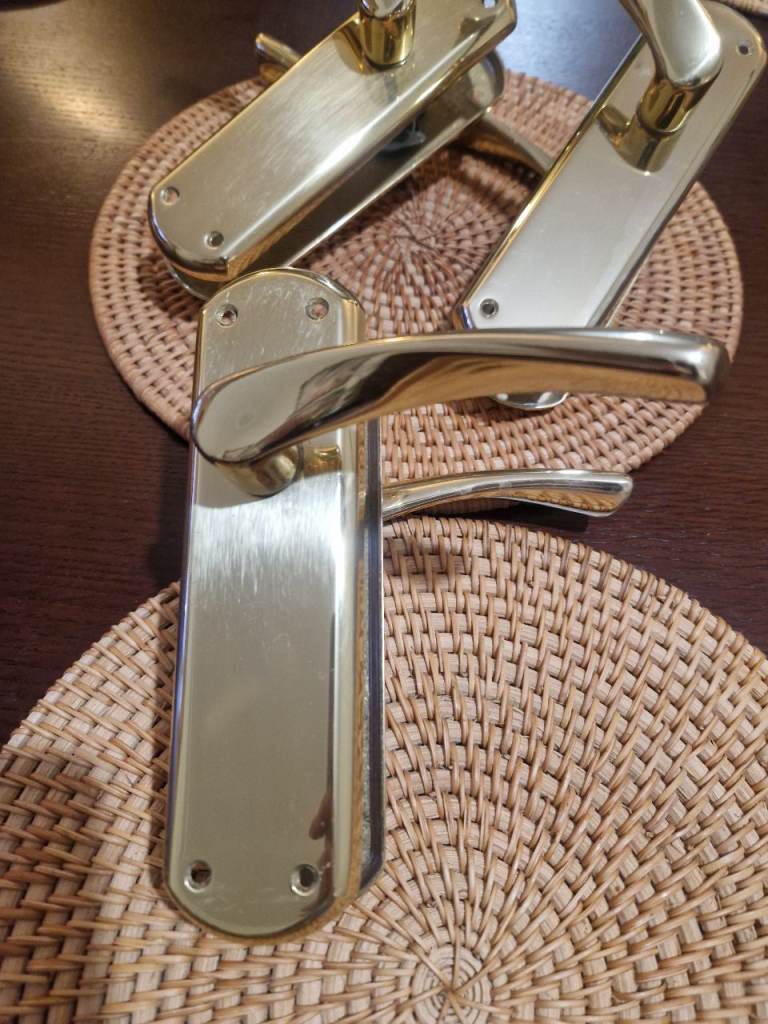 Polished Brass Latch level door handle set