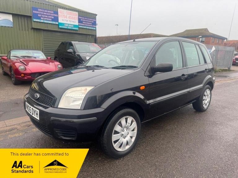 2005 Ford Fusion 1.4 2 5dr / LOW MILEAGE ONLY 43,000 MILES