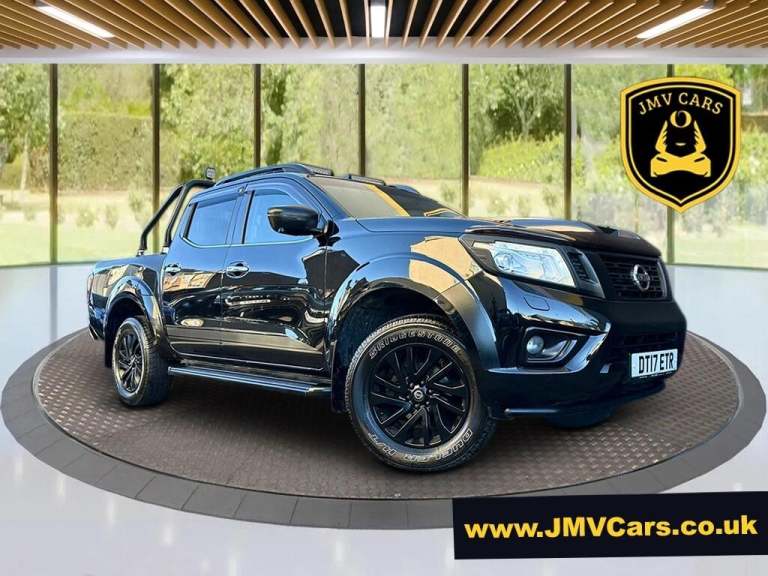 2017 Nissan Navara Double Cab Pick Up Tekna 2.3dCi 190 4WD Auto PICK UP DIESEL Automatic