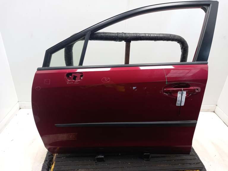 Subaru Xv Left Front Door N/S 2012-2017 H2g Unknown Hatchback 60009fj0109p