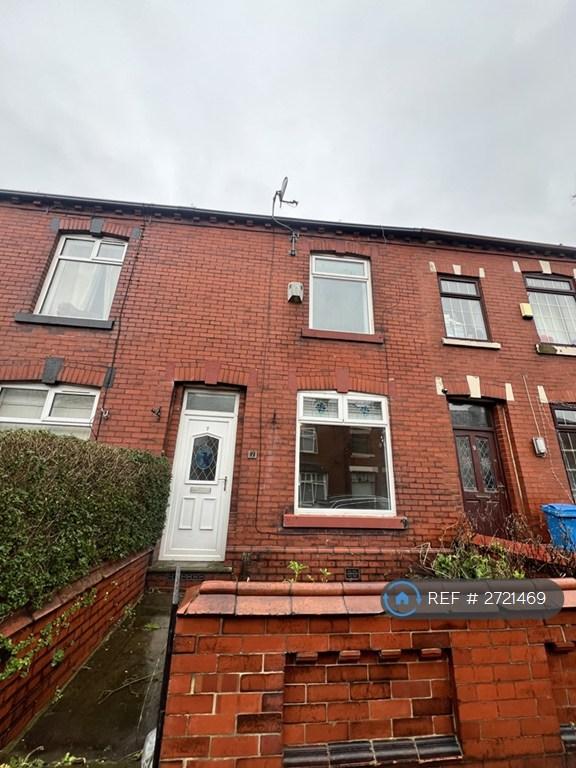 3 bedroom house in Hebron Street, Royton, Oldham, OL2 (3 bed) (#2721469)