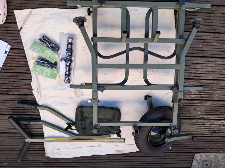 Fishing barrow and carp transporter bag