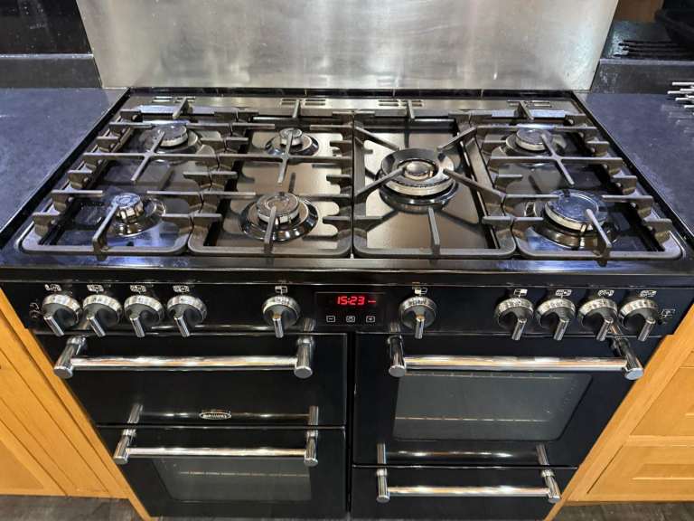 BELLING Kensington 100g Dual Fuel Range Cooker Black/Chrome 7 burners  3 ovens