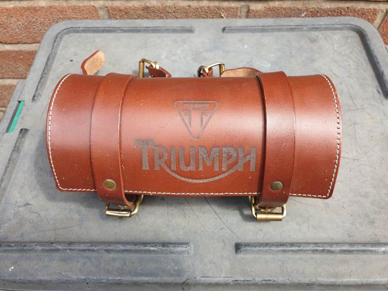 Leather tool roll (Triumph)