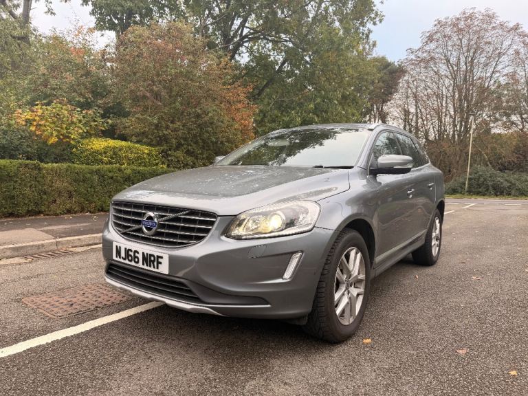 Volvo XC60 SE LUX Nav D4