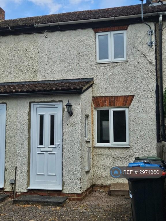 2 bedroom house in Abbey Road, Milton Keynes, MK13 (2 bed) (#2974360)