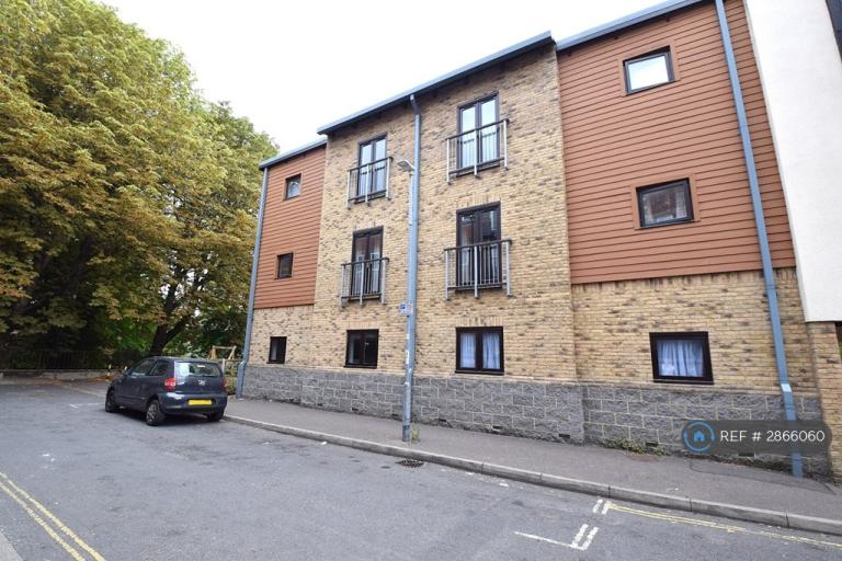 2 bedroom flat in Scoles Green, Norwich, NR1 (2 bed) (#2866060)