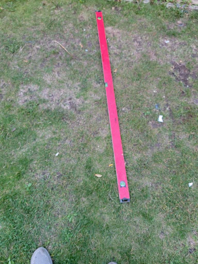 6 feet level