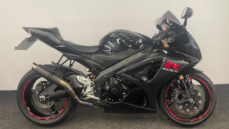 SUZUKI GSX-R1000 - CARBON CANS - CRASH BUNGS - SEAT COWL