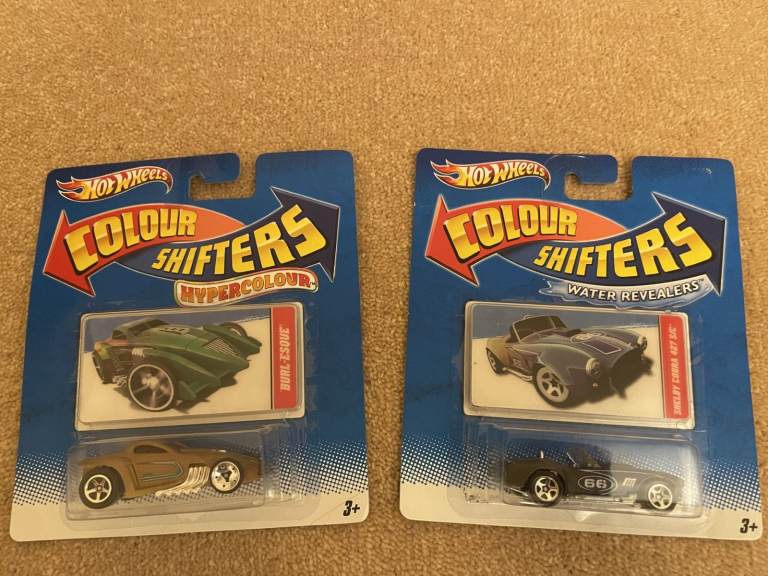 Bundle of 2 x Colour Shifter Hot Wheels Cars - NEW BNIB - 1 x Hypercolour and 1 x Water Revealers