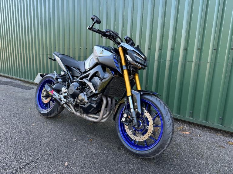 Yamaha MT09 SP 2018 Akrapovic Can Heated Grips 22k New MOT Warranty
