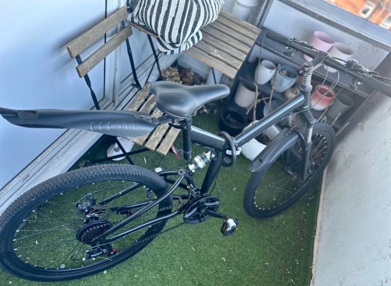 Bike in Excellent condition - includes accessories 