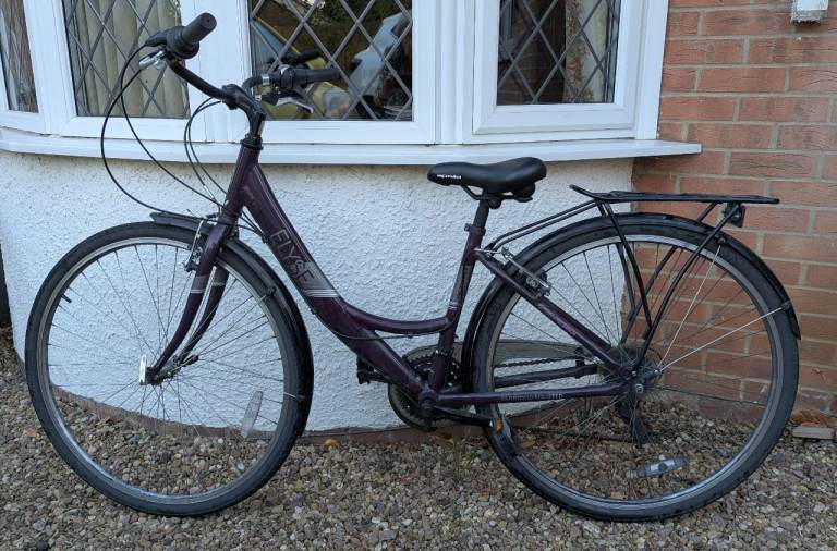 Women's Dutch style bicycle