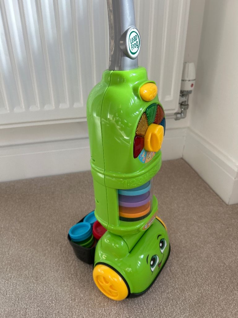LeapFrog Pick Up & Count Vacuum Toy