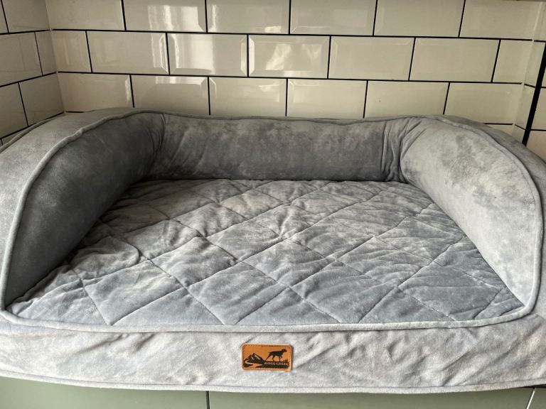 Dog bed
