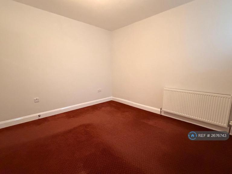 1 bedroom flat in Brigstock Road, Thornton Heath, CR7 (1 bed) (#2676743)