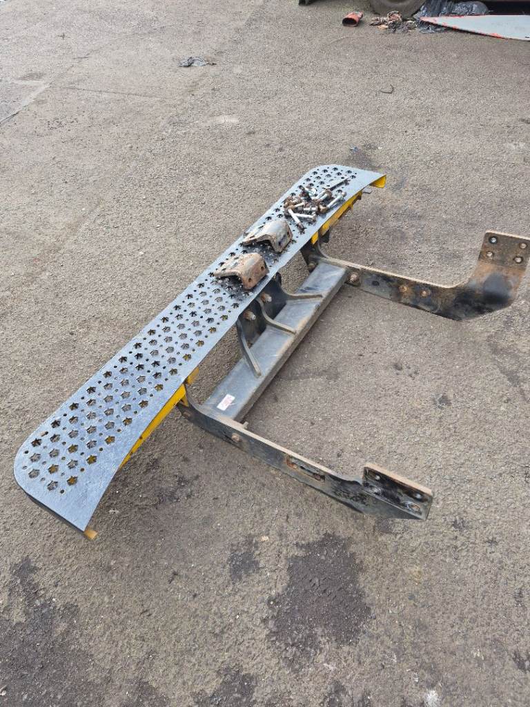 TRANSIT TOWBAR