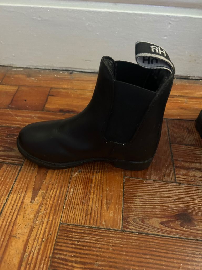 Kids Black Riding Boots – Good Condition