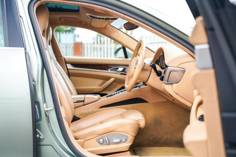 2011 Porsche Panamera 4.8T V8 PDK 4WD Euro 5 (s/s) 5dr HATCHBACK Petrol Automatic