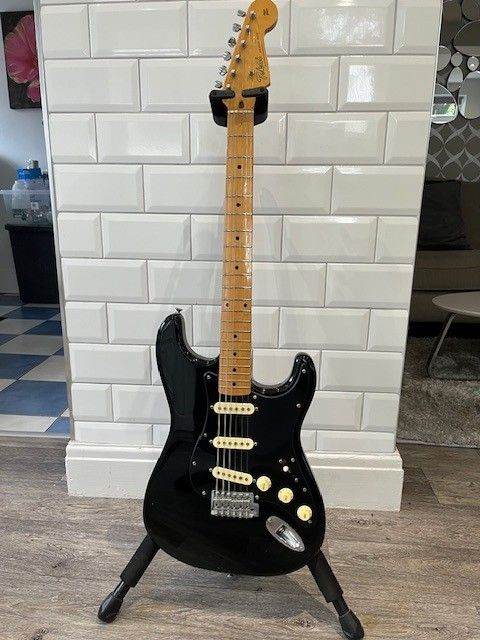 Tokai Goldstar Sound - Japan - Mid 80's