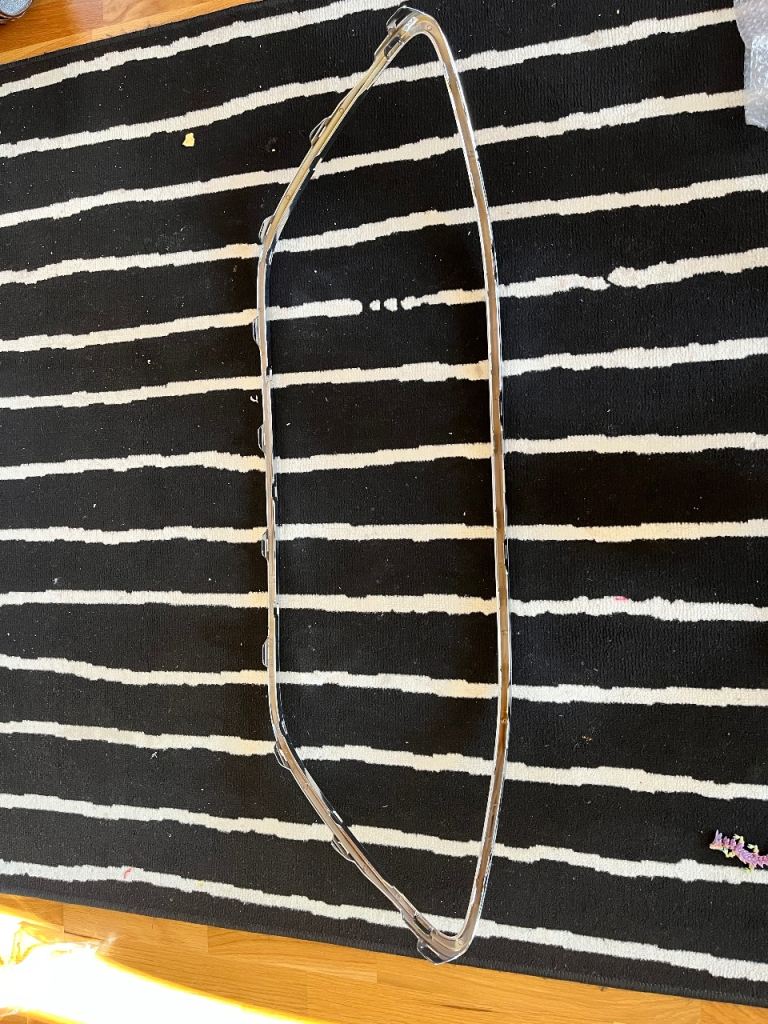 C-MAX GRAND C-MAX FRONT BUMPER GRILLE TRIM