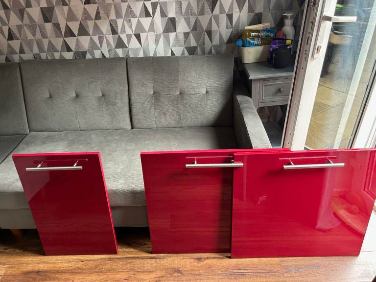 Rare IKEA BESTA Deep Red Gloss Doors Bundle - 60x60, 60x38, Drawer Front - Excellent