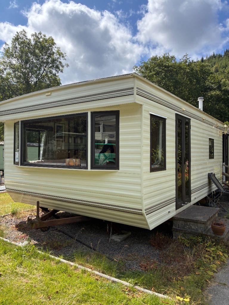 Brentmere Static Caravan on Mid Wales caravan site £5500