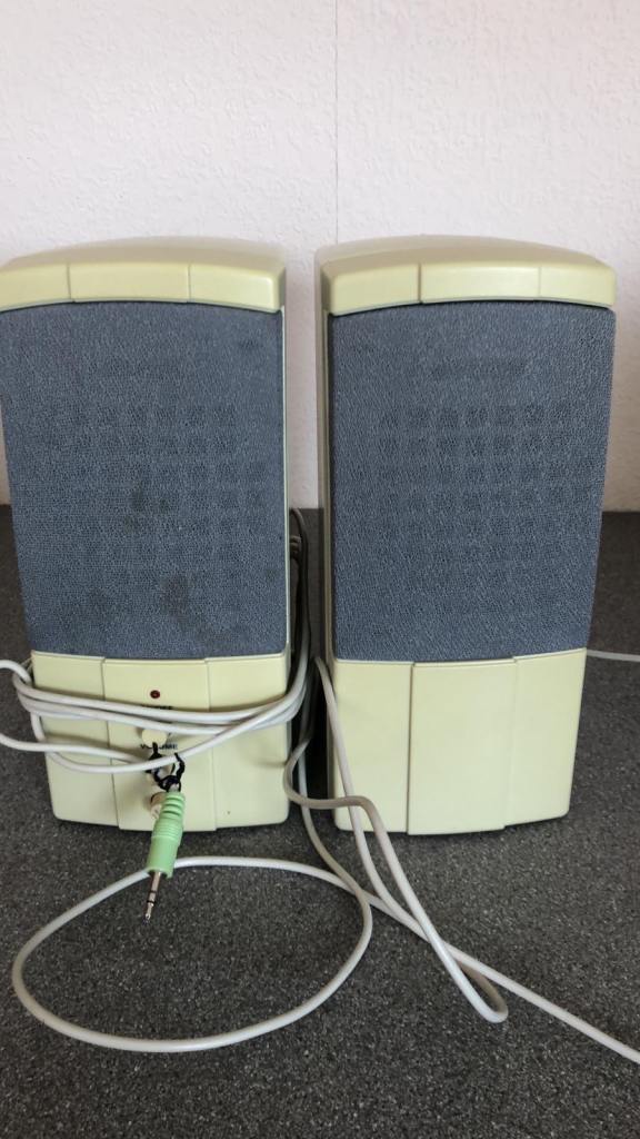 Computer speakers - 2x available