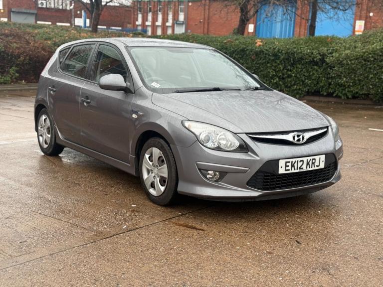2012 Hyundai i30 1.6 CRDi Classic 5dr [90] [ISG] HATCHBACK DIESEL Manual