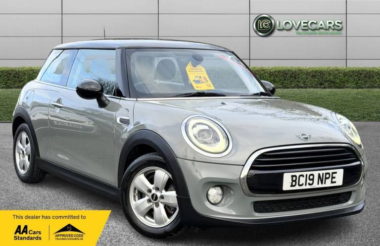 2019 MINI Hatch 1.5 Cooper Classic Hatchback 3dr Petrol Manual Euro 6 (s/s) (136 ps) Hatchback Pe...