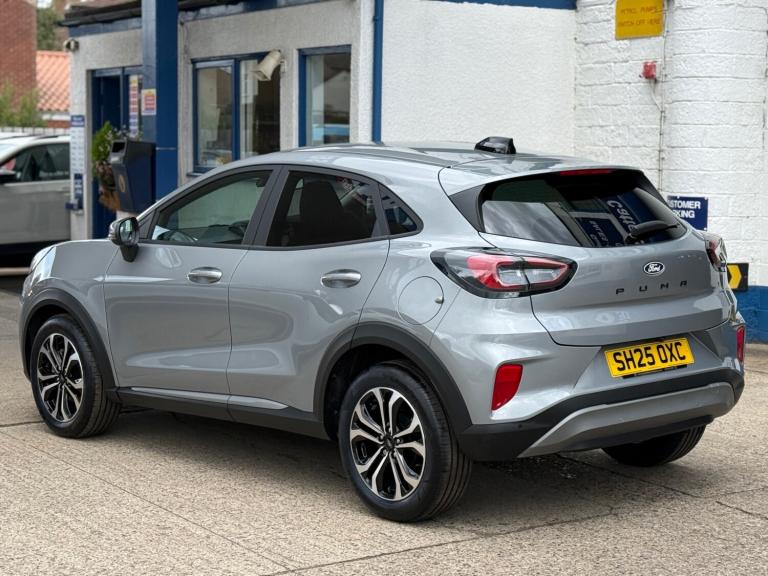 2025 Ford Puma 1.0 EcoBoost Hybrid mHEV Titanium, UNDER 350 MILES, MAY 2028 FORD WARRANTY, HATCHB...