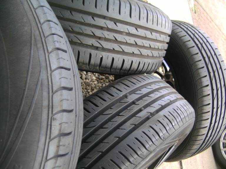 SET 4,NEW/AS NEW,TREAD 8MM,DONE 800 MILES,ON SET FOX,5 X 110 PCD ALLOYS,AND CENTRES,TYRES COST £240