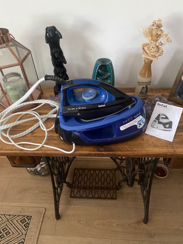Tefal Purely & Simply XL Steam Generator Iron (Blue)