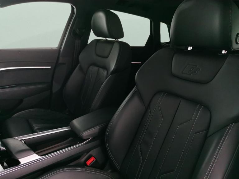 2021 Audi e-tron 300kW 55 Quattro 95kWh Black Edition 5dr Auto ESTATE ELECTRIC Automatic