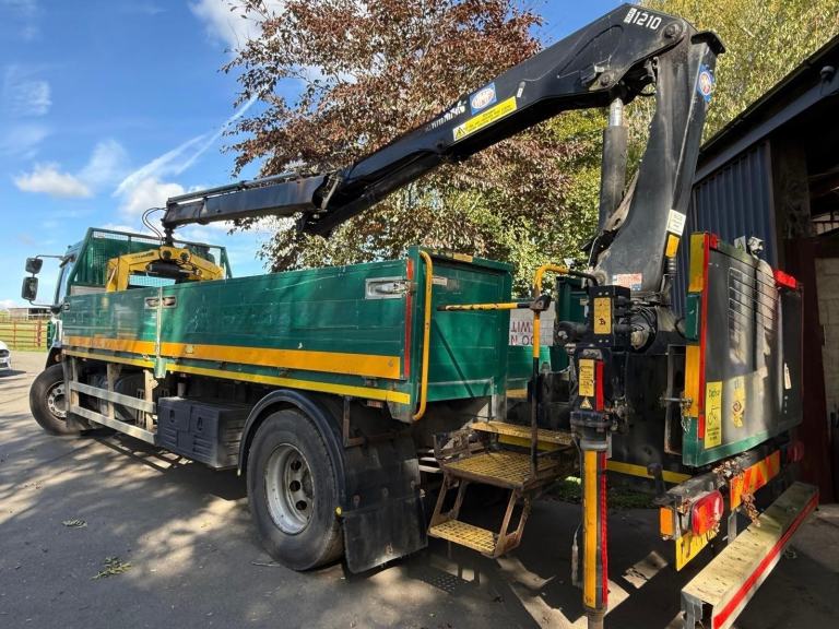  2015 DAF LF 55.220 DROPSIDE EURO 6 WITH HMF 1210 CRANE 
