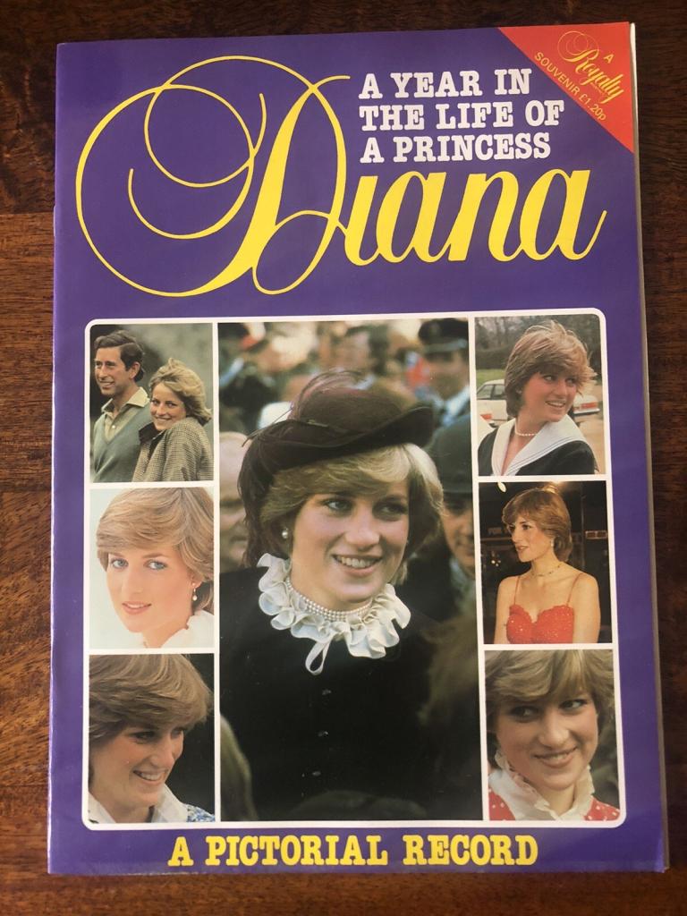 Diana - Year In The Life Of A Princess (Magazine Softcover) [Vintage]