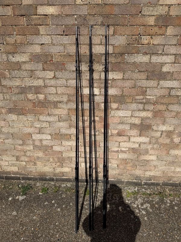 Sonik Vader x x3 rods 12ft 3lb