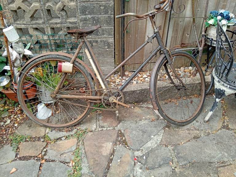 Vintage Bicycle - Needs Restoration
