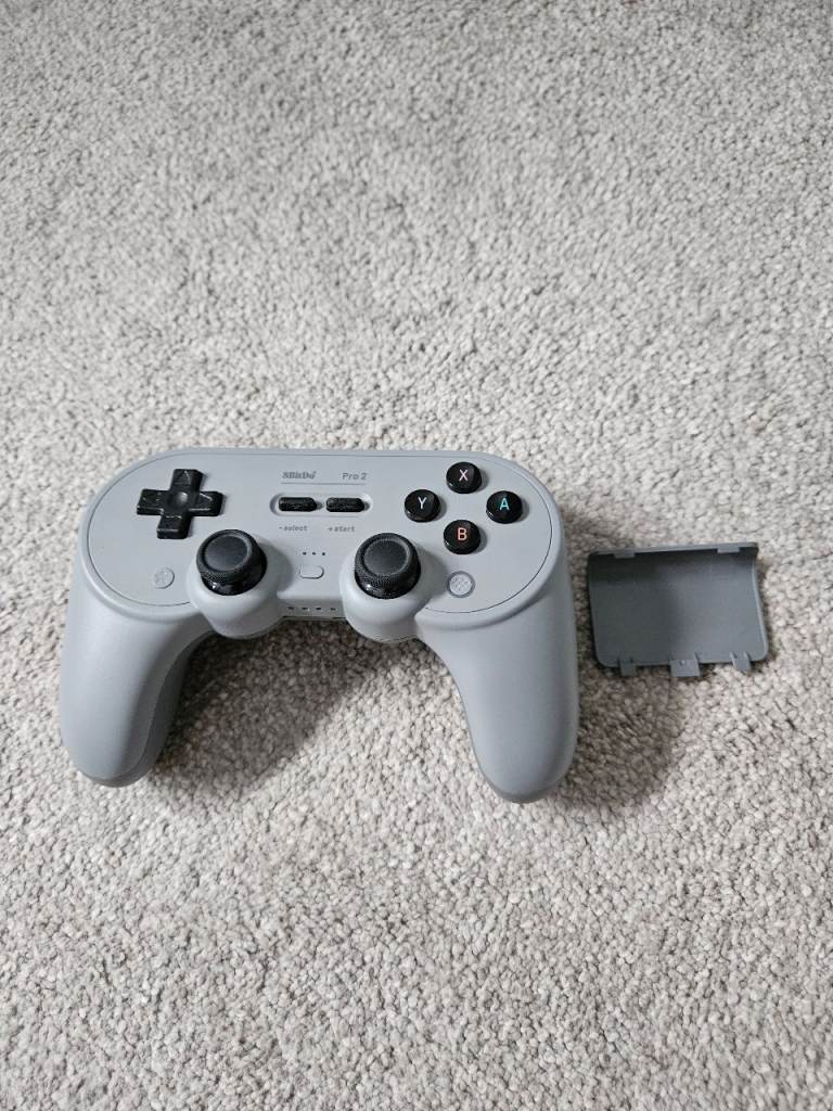 Great condition 8bitdo Pro 2