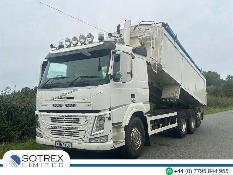 Volvo FM 420 8 X 4 Tridem Sleeper Cabin Alloy Body Tipper