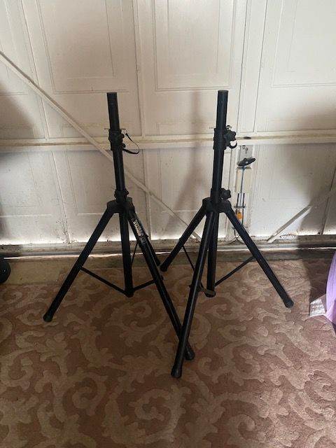 SPEAKER STANDS - PAIR - with FLIGHT BAG - BLACK - ONLY £40