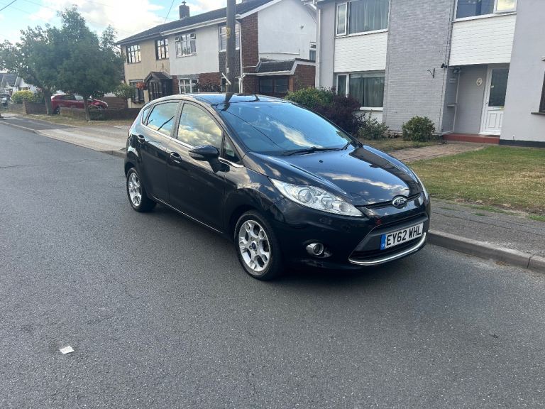 Ford, FIESTA, Hatchback, 2012, Manual, 1242 (cc), 5 doors