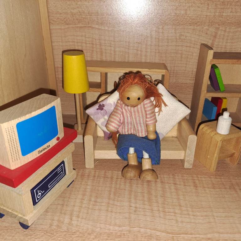 Ladybird wooden dollhouse, garage + car.