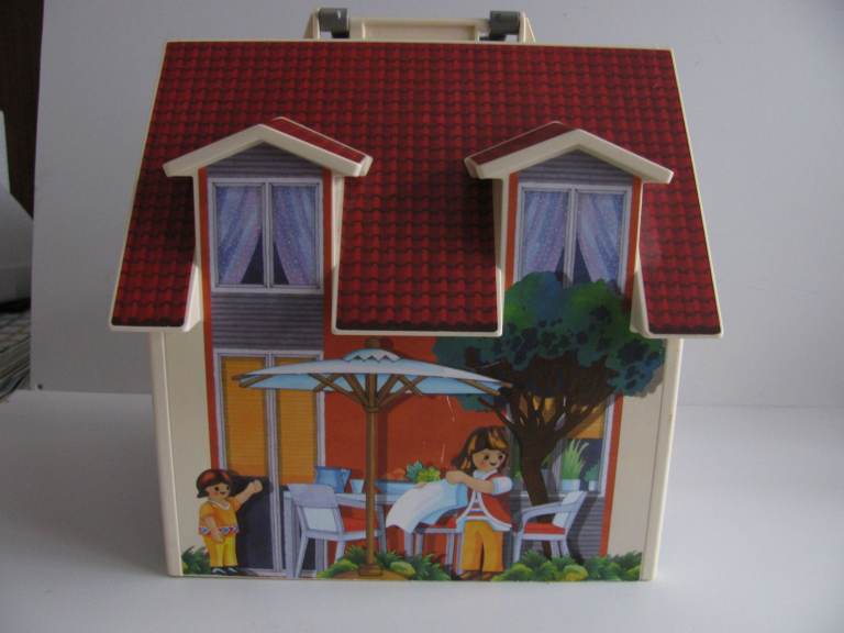  Playmobil Take Along House (5167) Vintage - With accessories & Figures