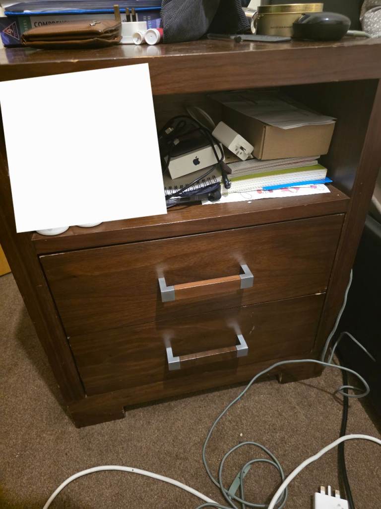 Bedside drawers and Lamp