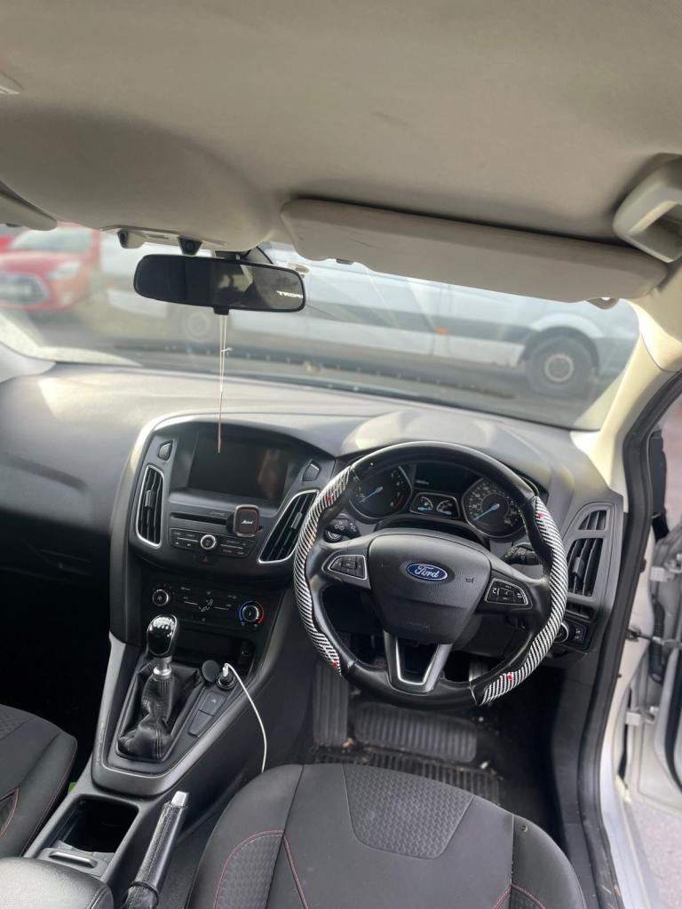 Ford, FOCUS, Hatchback, 2015, Manual, 999 (cc), 5 doors