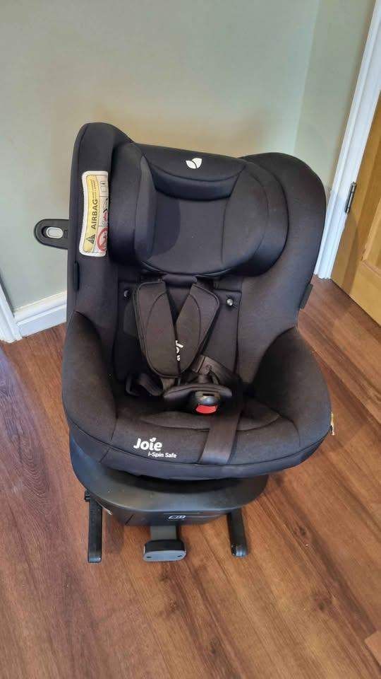Joie i-Spin Safe Car Seat – Black, Good Condition