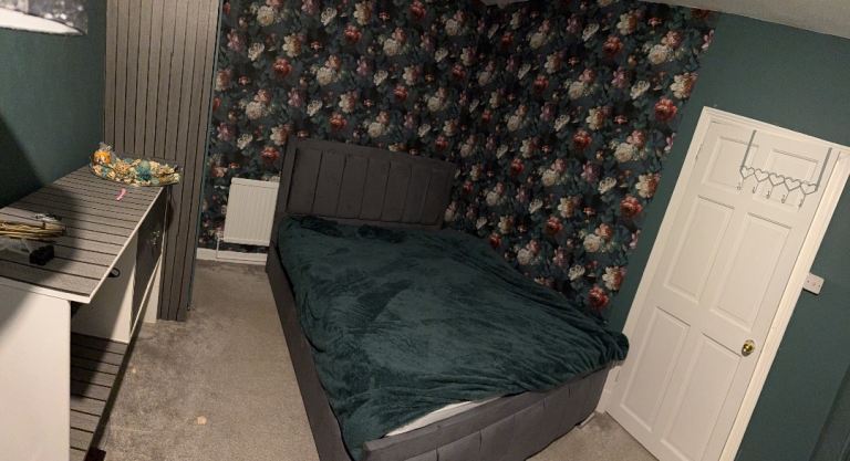 Room to rent for girls