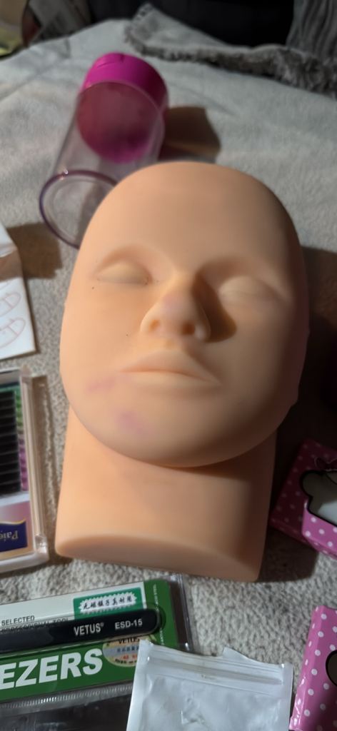 Eye lash training kit 