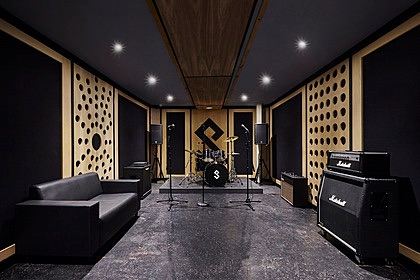 Songwriting Club at Studio
